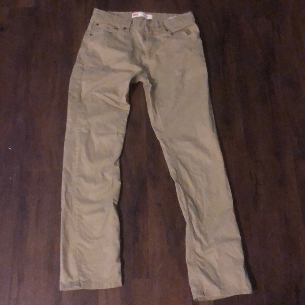 Levi’s 511 khaki pant